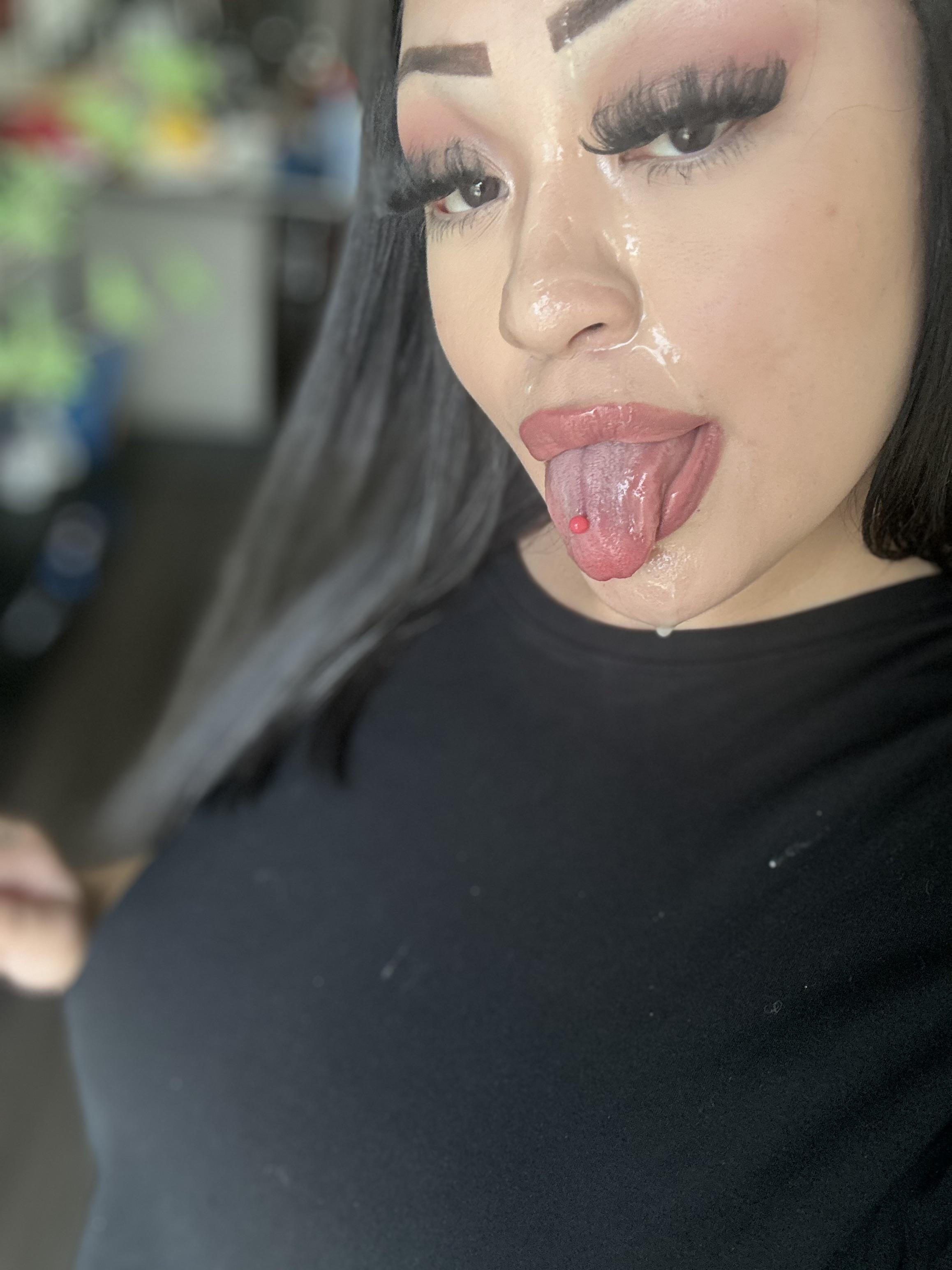 Big Lips Rule 34 Image